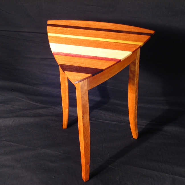Wine glass table 126